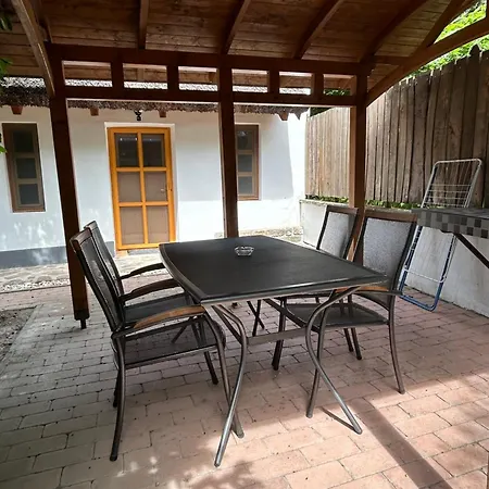 Mézes-kuckó Apartamento Tihany